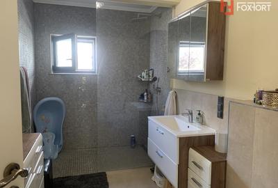 Casă individuală cu 4 camere cu Canalizare în Dumbrăvița - 5