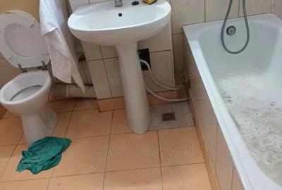 Apartament cu 3 camere decomandat în Central - 9