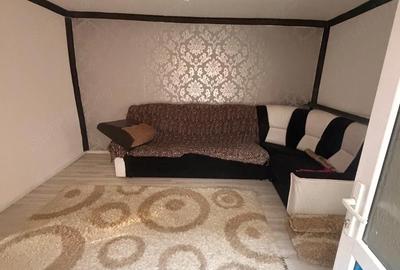 Casă cu 3 camere cu Teren 170 Mp în Km 4 - 11