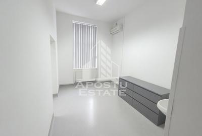 Spațiu comercial, de 68.769996643066 mp, în Ultracentral - 2
