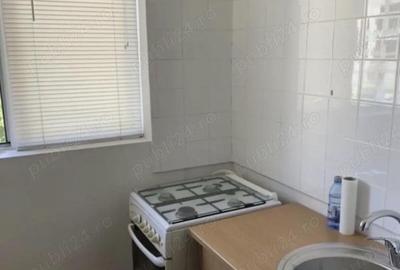 Garsonieră nedecomandată în Central - 1