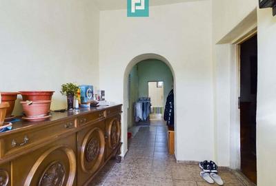 Casa cu 4 camere + anexe in ?ofronea - 11