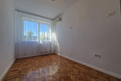 Tomis II (Spitalul Județean)- 3 camere, etaj 3, renovat, gaze, parcare, liber Tomis II (Spitalul Județean)- 3 camere, etaj 3, renovat, gaze, parcare, liber - 14