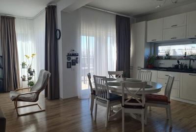 Casă cu 4 camere în Tunari - 7