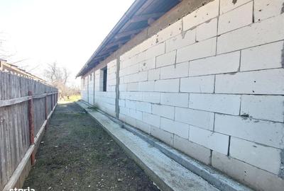 Casă cu 3 camere în Galbenu - 16