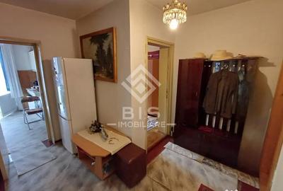 Apartament cu 3 camere decomandat, mobilat în Decebal - 1