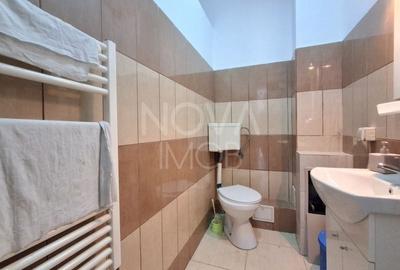 Casă individuală cu 8 camere cu Teren 214 Mp în Nord - 17