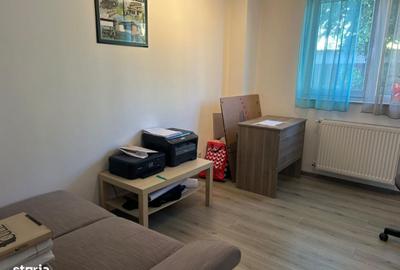 Spațiu comercial, de 42 mp, în Central - 1