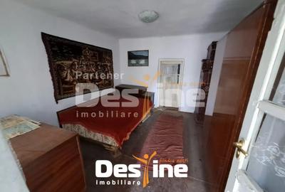 Casă cu 2 camere cu Teren 1250 Mp în Uricani - 6