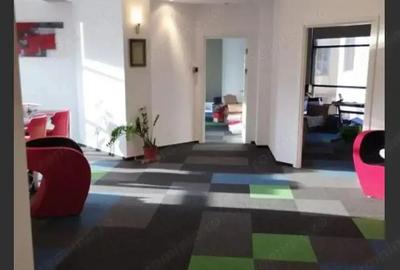 Spatiu de birouri de inchiriat Universitate - 3