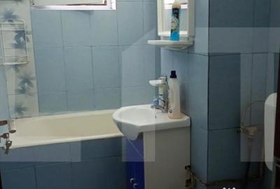 Apartament cu 2 camere semidecomandat, mobilat în Simeria - 3