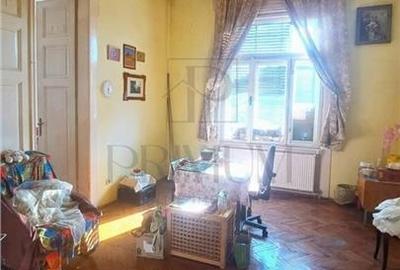 CENTRAL - 4 CAM - ARHITECTURAL - 2 BAI - BOXA - SUPER SPATIOS CENTRAL - 4 CAM - ARHITECTURAL - 2 BAI - BOXA - SUPER SPATIOS - 5