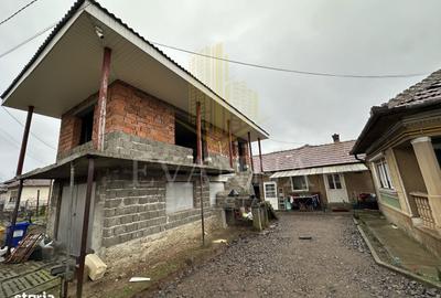 Casă cu 4 camere cu Teren 1338 Mp în Central - 3