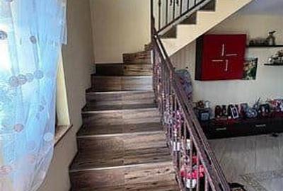 Casă cu 5 camere în Vânători - 4