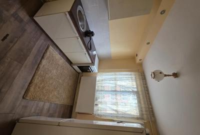 Garsonieră decomandată, mobilată în Astra - 3