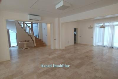 Casă individuală cu 5 camere cu Canalizare în Faleza Nord - 2