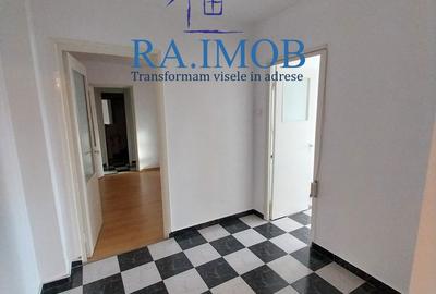 Apartament cu 3 camere semidecomandat în Malu Roșu - 5
