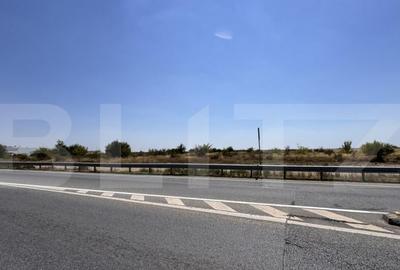 Teren intravilan, 44.421 mp, utilita?i la front, deschider - 2