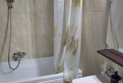 Apartament cu 3 camere decomandat în Central - 11