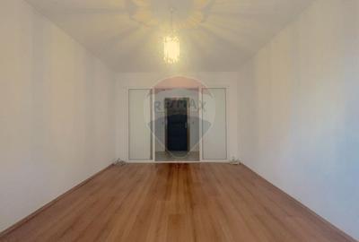 Garsonieră semidecomandată în Uzina 2 - 2