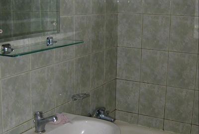 Apartament cu 2 camere decomandat în Spitalul Județean - 4