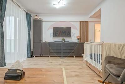 Apartament cu 2 camere decomandat, mobilat în Tractorul - 1