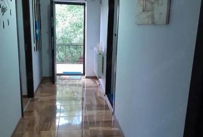 Casă cu Teren 580 Mp în Central - 9
