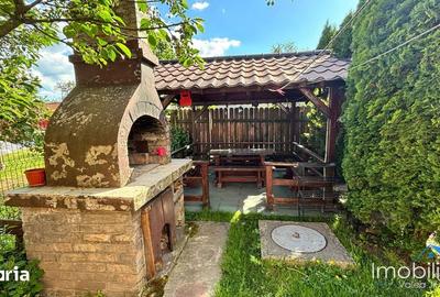 Casă cu 4 camere cu Teren 370 Mp în Central
