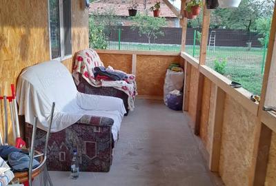 Casă cu Teren 2200 Mp în Cândești - 2
