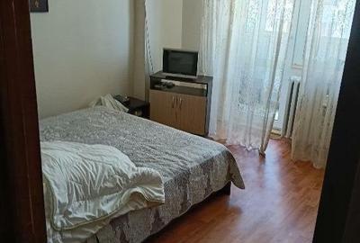 Dristor - Apartament 3 camere decomandat - 3