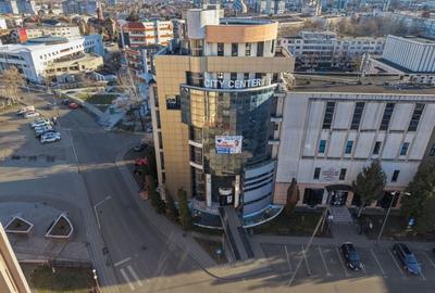 Birou, de 185 mp, în Ultracentral - 8