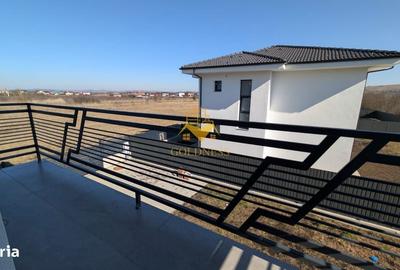 Casă cu 4 camere cu Teren 470 Mp în Jucu - 5