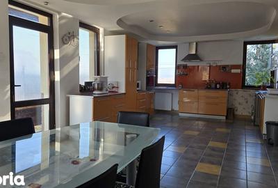 Casă cu 5 camere cu Teren 900 Mp în Zăvoi - 5