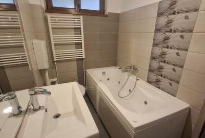 Casă individuală cu 6 camere cu Canalizare în Central - 14