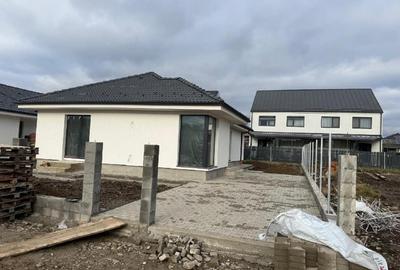 CASĂ DE VÂNZARE CU REGIM DE ÎNĂLȚIME PARTER - 10