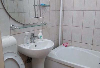 Garsonieră decomandată în Basarabia