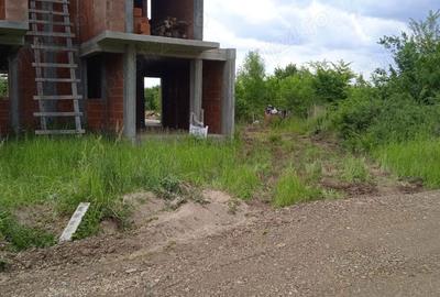 Casă cu 3 camere cu Teren 700 Mp în Dumbrăvița - 2