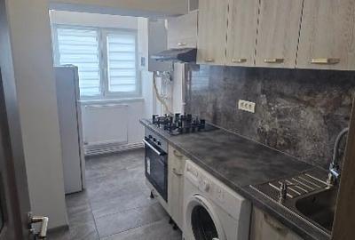 Garsoniera decomandata recent renovata cu centrala proprie - 3