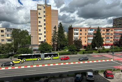 Calea Bucure?ti - 3 camere, spatios, etaj intermediar, boxa! - 12