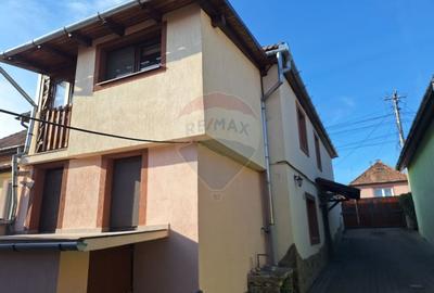 Duplex integral renovat, 3 camere , 2 bai, garaj, 403 mp teren - 7