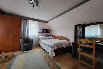 Casă cu 6 camere cu Teren 395 Mp în Turnișor - 1