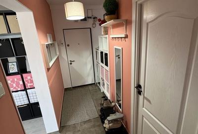 Apartament cu 2 camere semidecomandat, mobilat în 1 Mai - 5