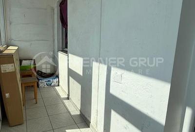 Apartament cu 3 camere decomandat în Tătărași - 12
