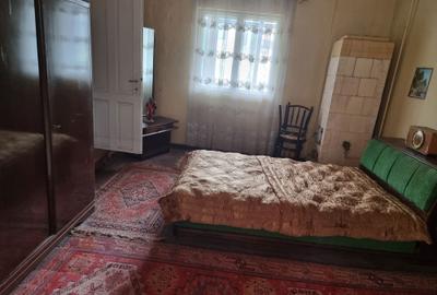 Casă cu 3 camere în Cartierul Dâmbu - 2