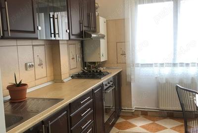 Dau in chirie apartament 3 camere 400 - 9