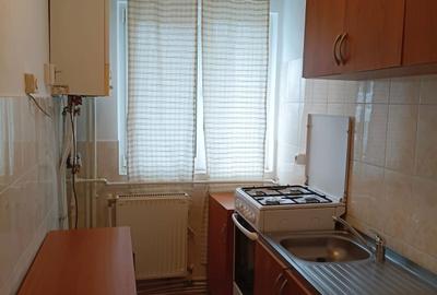 Apartament cu 2 camere semidecomandat în Central - 1