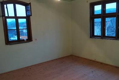 Casă de vânzare cu teren generos în Cehețel (jud. Harghita) - 8