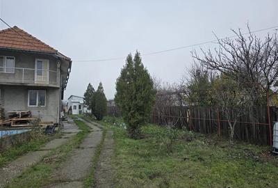 Casă individuală cu 4 camere cu Teren 2083 Mp în Pielești - 2