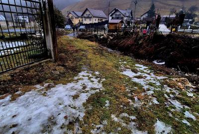 Teren intravilan Simon/Bran, 4318 mp , casuta intabulata, utilitati - 37