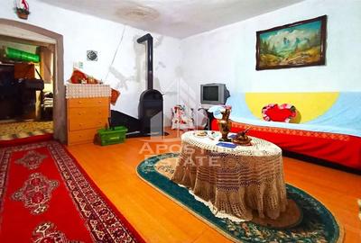 Casa 3 camere cu teren